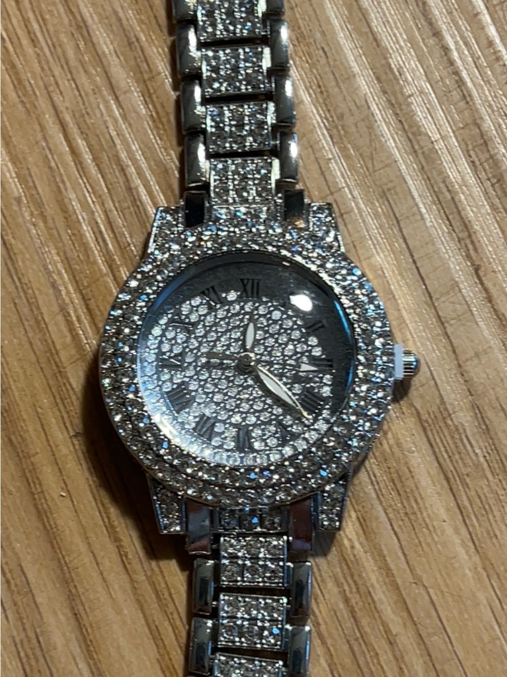 Silver Crystal Accent Women's Wristwatch - Picture 4 of 4